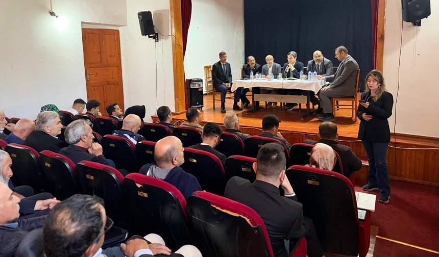 Kemaliye'de Muhtarlar Toplantısı Gerçekleştirildi