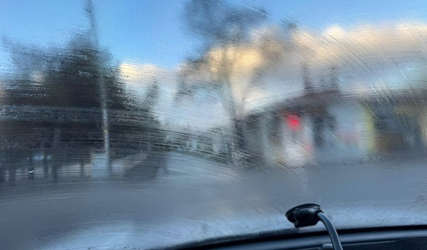 Yüksek Kesimlerde Kar, Merkezde Buzlanma Etkili Oldu