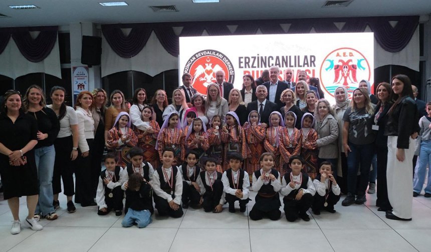 Erzincanlılar İzmir’de Dayanışma Gecesinde Bir Araya Geldi