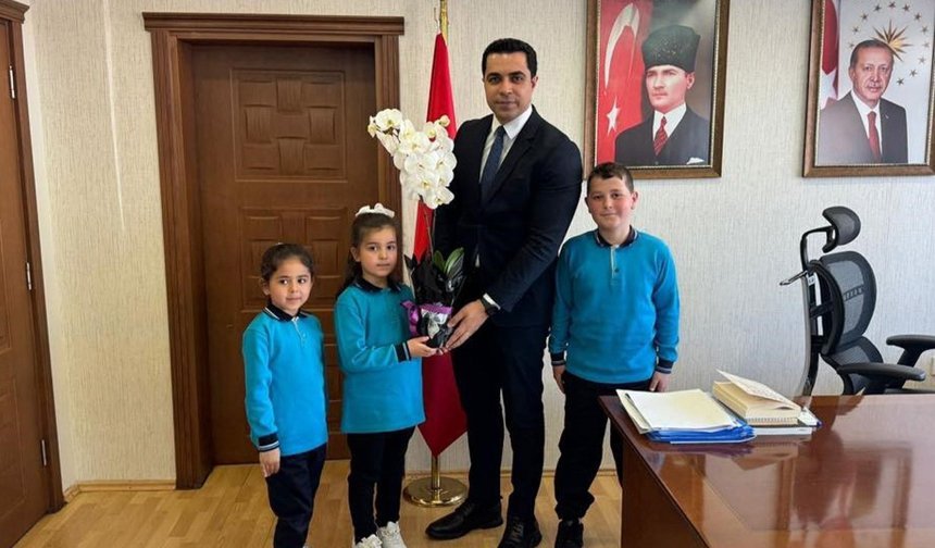 Kaymakam Tutay Koltuğunu Öğrencilere Devretti