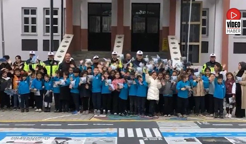 Erzincan'da Öğrencilere Trafik Farkındalık Eğitimi