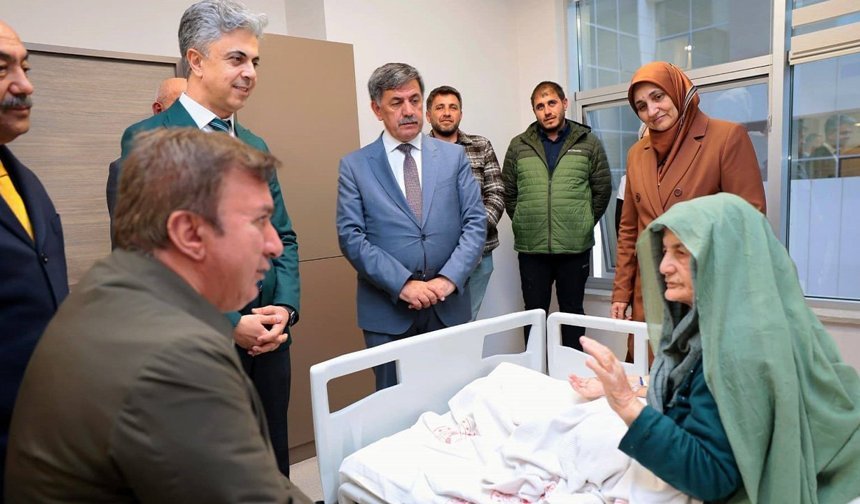 Vali Aydoğdu'dan Aksun Ailesine Geçmiş Olsun Ziyareti