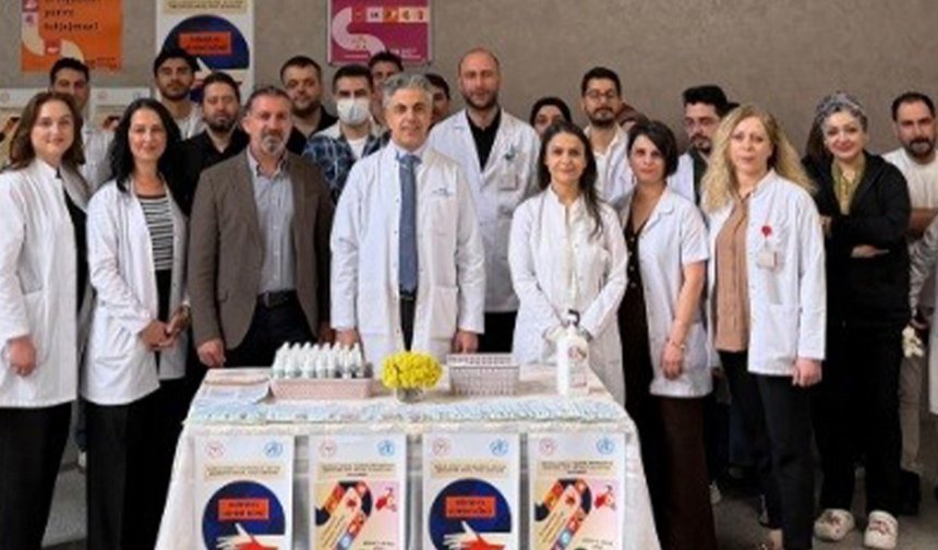 Erzincan'da El Hijyeni İçin Farkındalık Standı Kuruldu