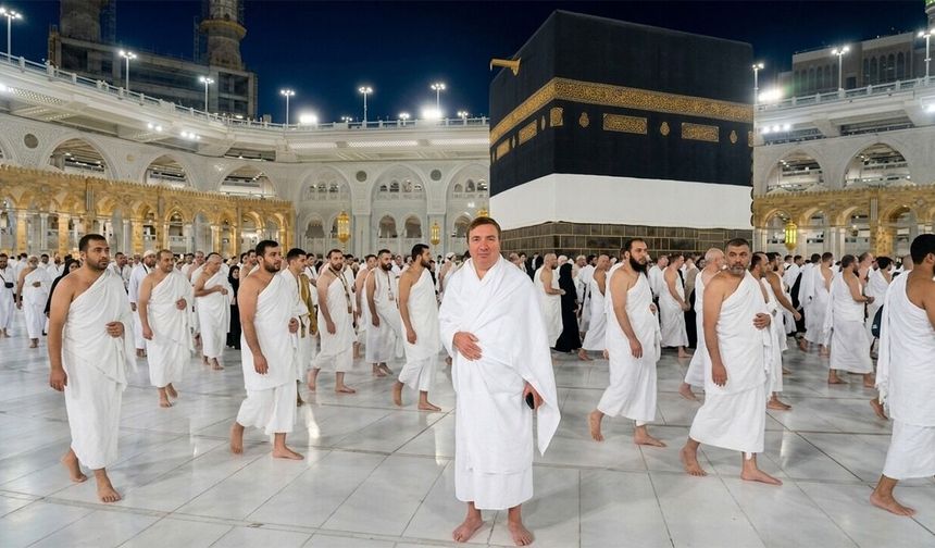 Vali Hamza Aydoğdu Hacca Gitti