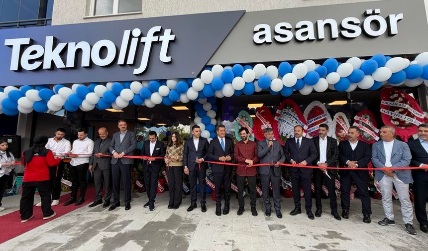 Siyaset, Bürokrasi ve İş Dünyası Açılışta Buluştu