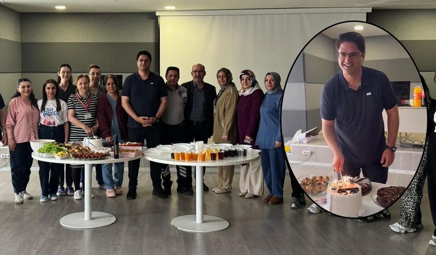 Dr. Bayrakçeken’e Sürpriz Doçentlik Kutlaması