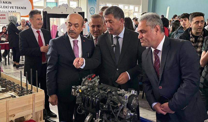 Erzincan'da 'Kariyer Günleri' Etkinliği Düzenlendi
