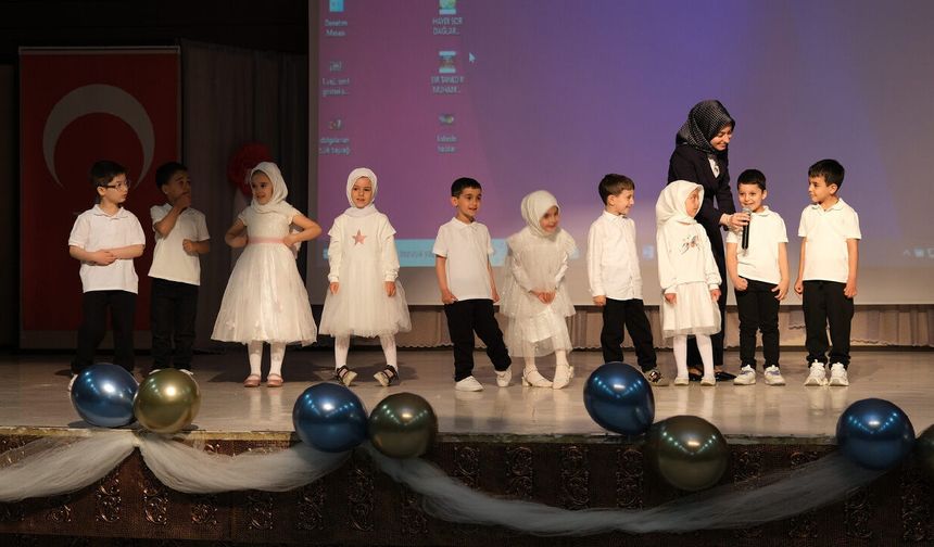 4-6 Yaş Kur'an Kursunda Mezuniyet Coşkusu