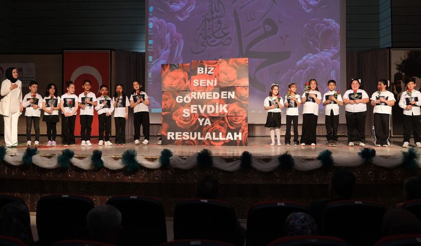 Mevlid-i Nebi Programında Milli ve Manevi Değerler Vurgusu