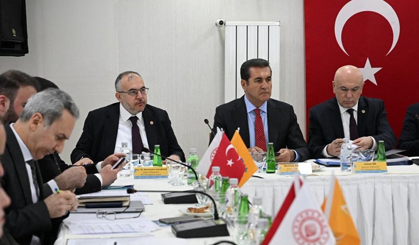 Milletvekili Sarıgül'den KİT Komisyonunda PTT Tepkisi