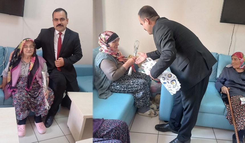 Muhtar Osman Toprak’tan Anneler Günü’nde Huzurevi Ziyareti