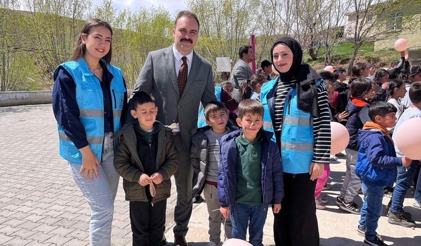 Çayırlı’da “Oyun Arkadaşım” Etkinliğiyle Çocuklara Neşeli Gün
