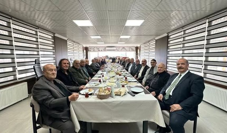 Süleyman Tan Tecrübeli İş İnsanlarıyla Buluştu