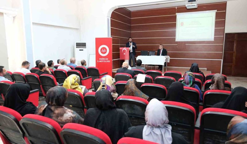 Kur'an Eğitim Merkezleri Erzincan'da Tanıtıldı