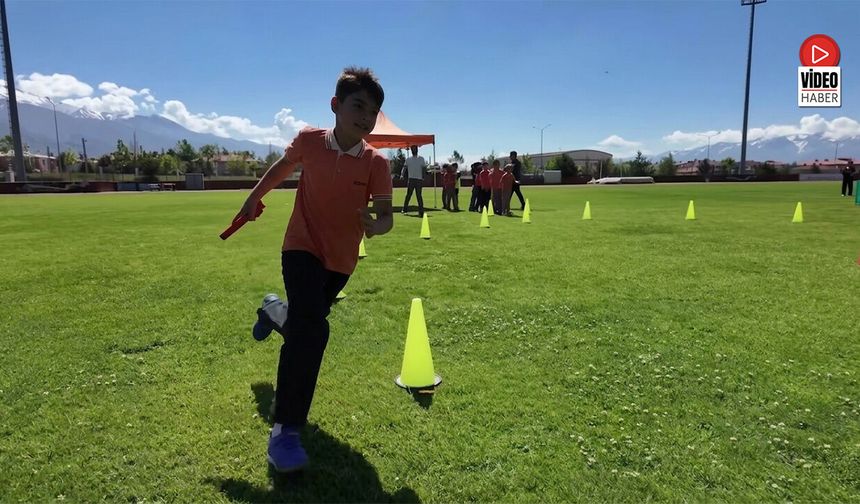 Erzincan'da Çocuklar Spora Koşuyor
