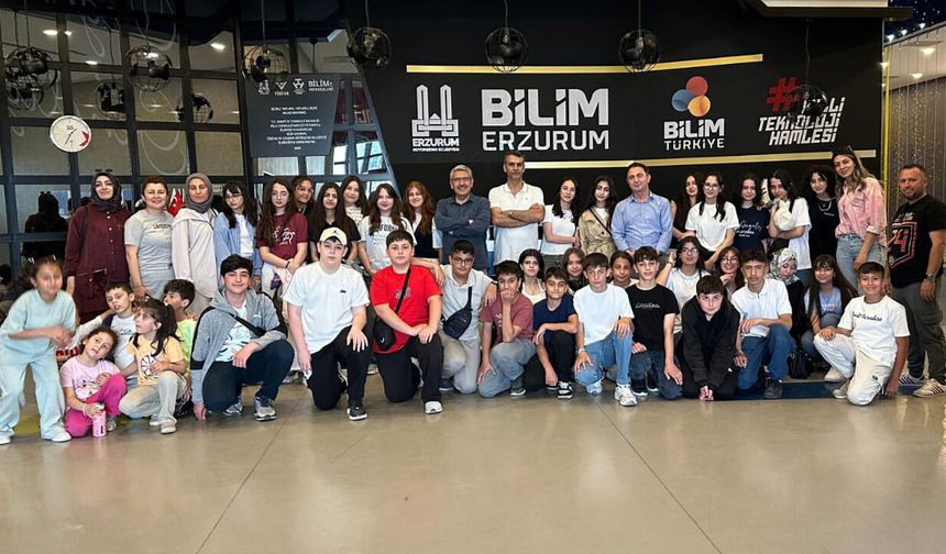Erzincanlı Öğrenciler Uzayı Keşfetti
