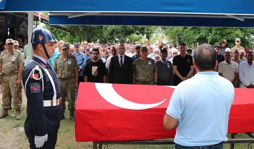 Van'da Gazi Olan Fırat Son Yolculuğuna Uğurlandı