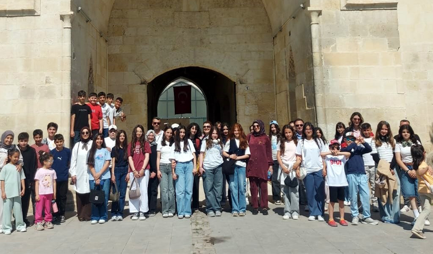 Demirkent TOKİ Öğrencilerinden Tarihe Yolculuk