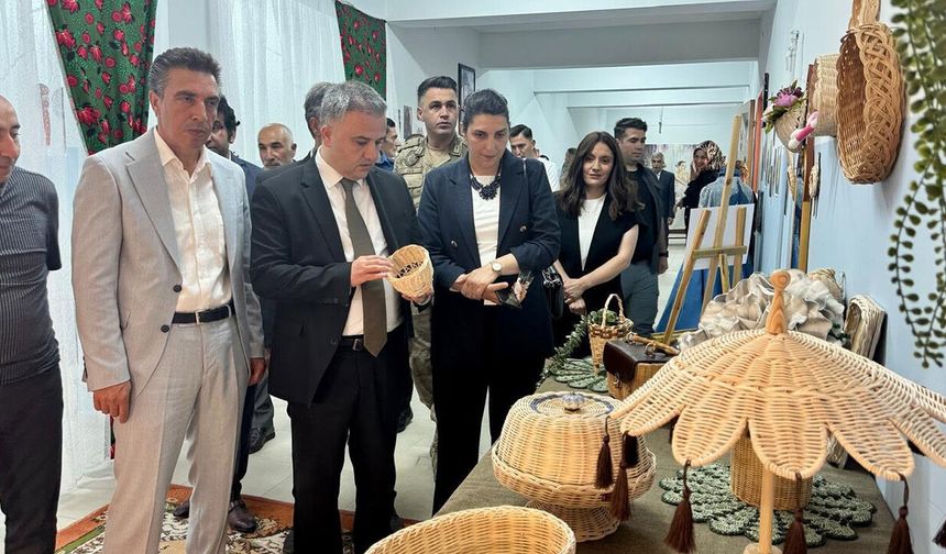 Bir Yıllık Emek Üzümlü’de Görücüye Çıktı