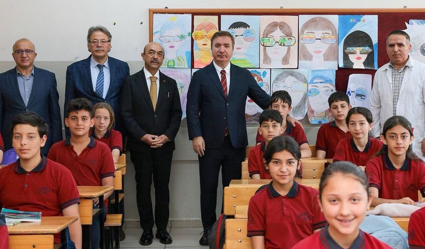 Vali Aydoğdu’dan Öğrenci Davetine Anlamlı Ziyaret