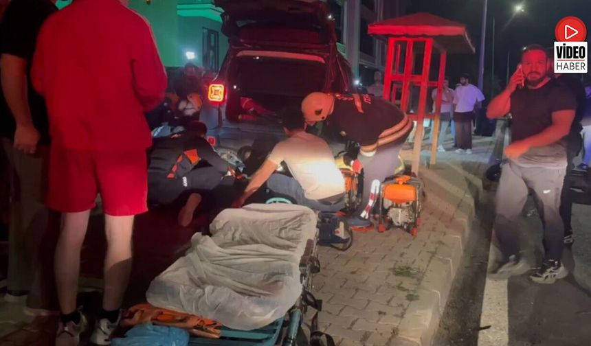 16 yaşındaki Motosiklet Sürücüsü Aracın Altında Sıkıştı