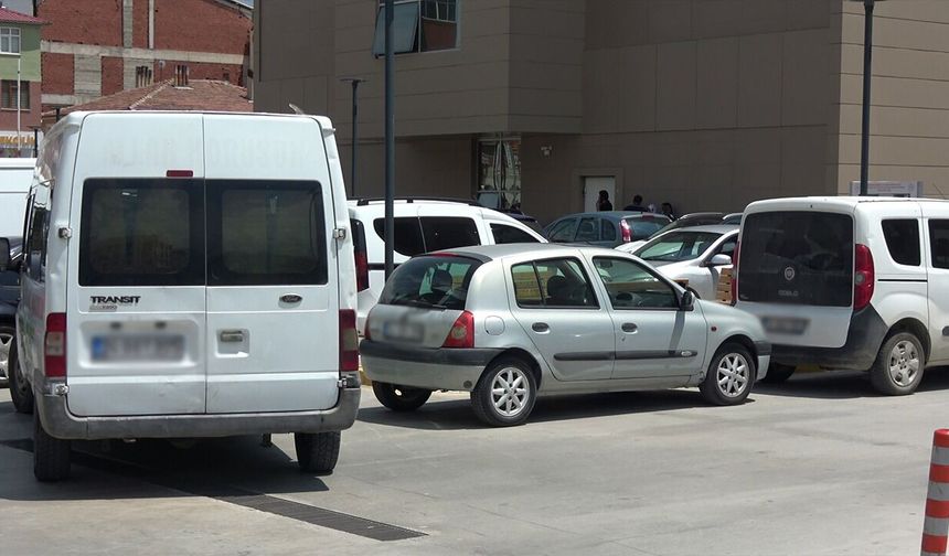 Cezaların ve Tartışmaların Yeni Adresi “Hastane Otoparkı”