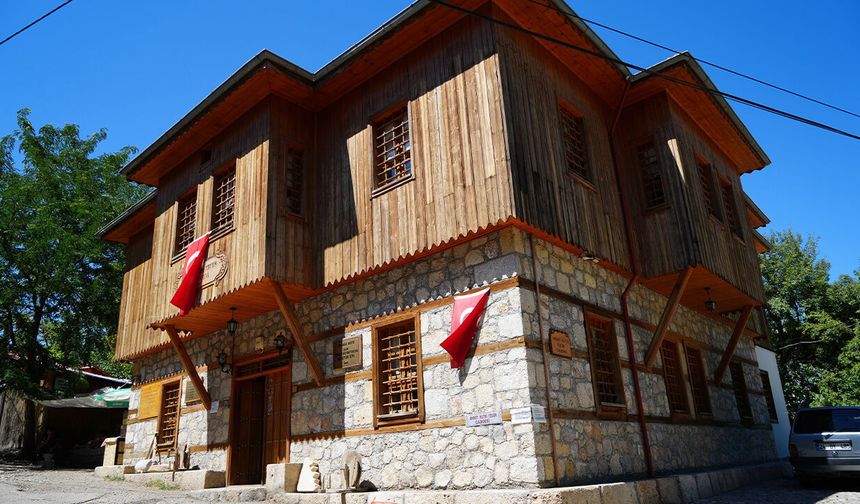 Şiire İlham Veren Köy Turistlerin Rotasında