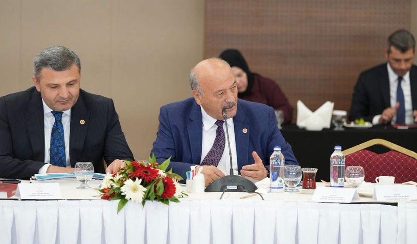 Milletvekili Karaman'dan Nitelikli Eğitim Vurgusu