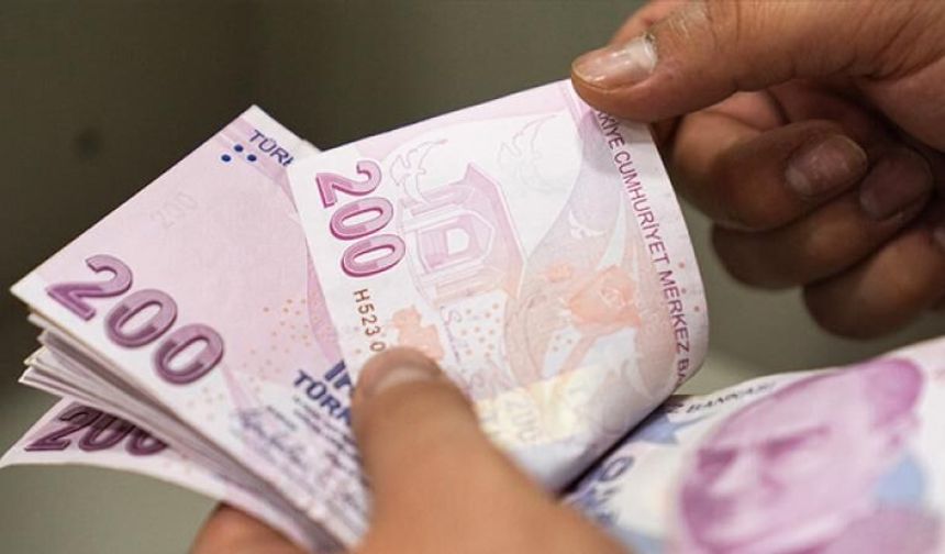 Memur ve Emeklilerin Maaş Zammı Açıklandı