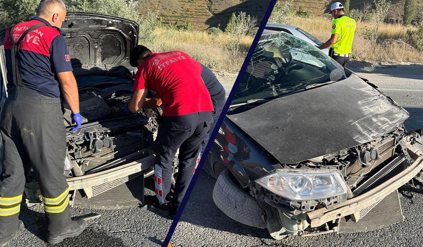 Erzincan-Sivas Karayolu'nda Trafik Kazası: 5 Kişi Yaralandı