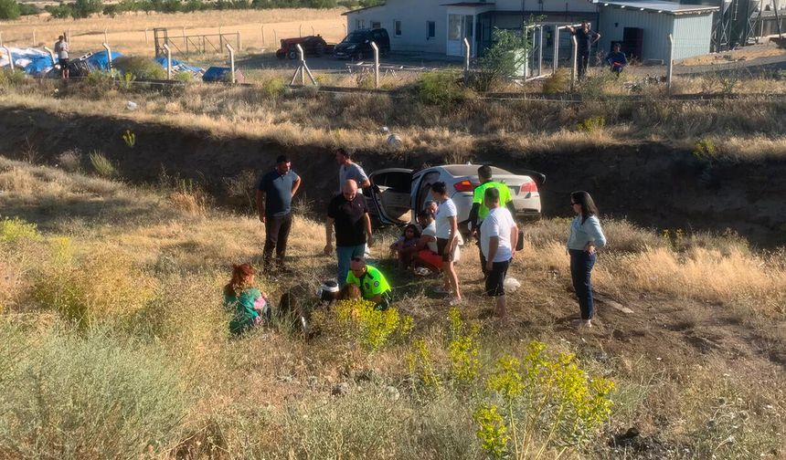 Sivas-Erzincan Karayolunda Korkutan Kaza