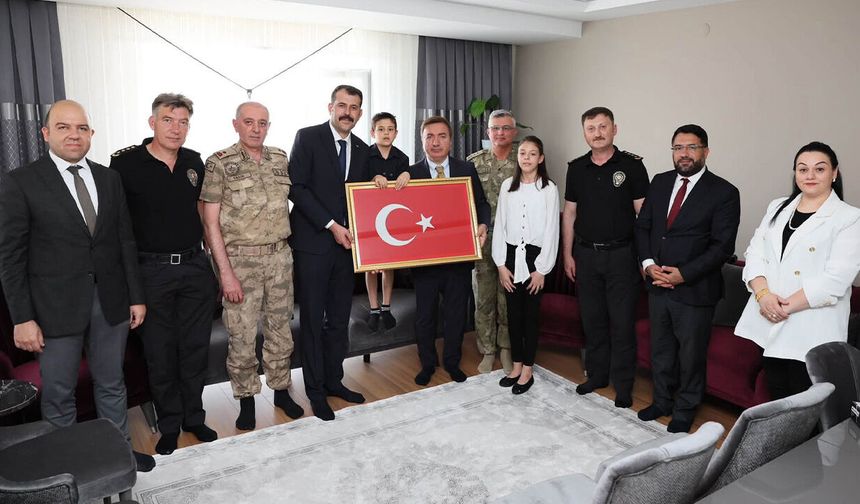 15 Temmuz Gazisine Anlamlı Ziyaret