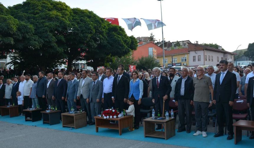Refahiye Bal Festivali Yoğun Katılımla Yapıldı