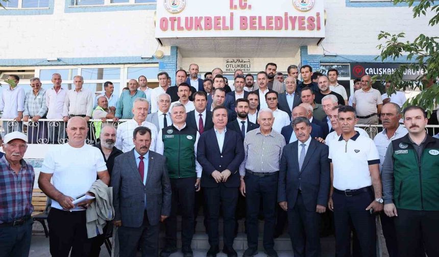 Yıldırım, Otlukbeli'nde Belediye Çalışmalarını İnceledi