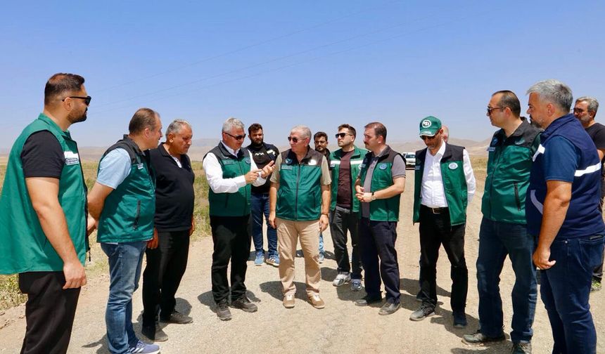 Erzincan'da Arazi Toplulaştırma Çalışmalarına Yakın Takip