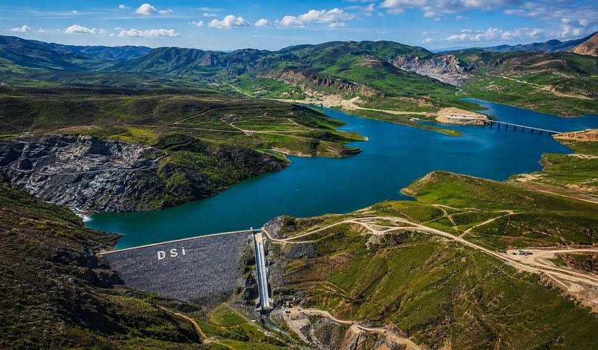 Erzincan’ın Suyu Bereket, Enerjisi Güç Oldu