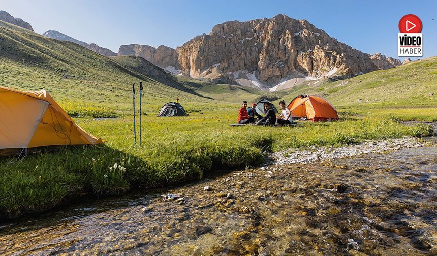 Erzincan'ın Zirveleri Doğa Tutkunlarının Yeni Rotası Oldu