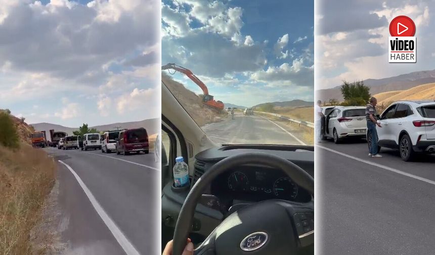 Erzincan-Kemah Yolunda Heyelan
