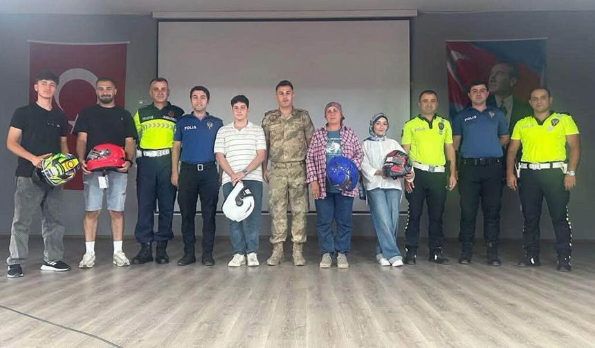 Üzümlü’de Motosiklet Sürücülerine Kask Uyarısı