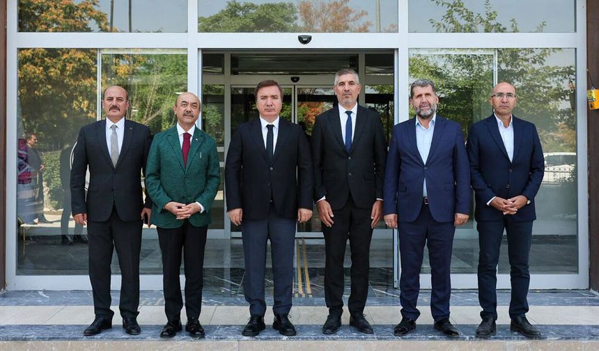 Vali Aydoğdu’dan Eğitim Sendikalarıyla İstişare Toplantısı