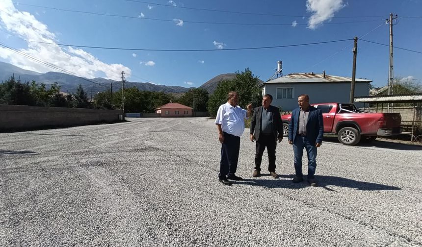 Çatalören Köyünde Yol Çalışmaları Tamamlandı