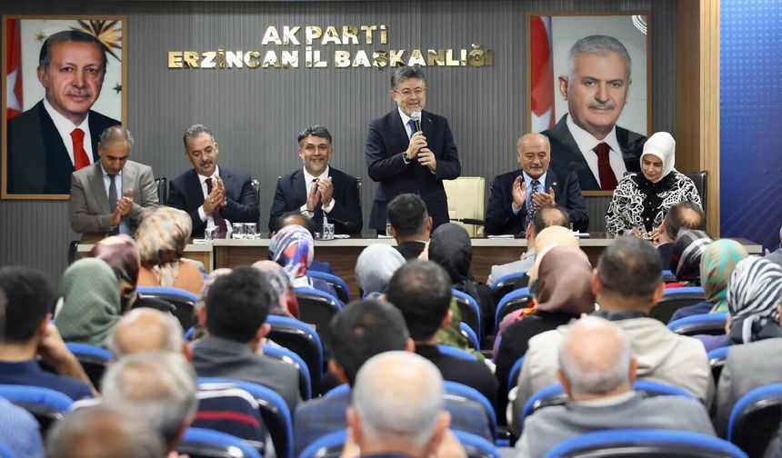 Bakan Yumaklı, AK Parti Teşkilatıyla Buluştu