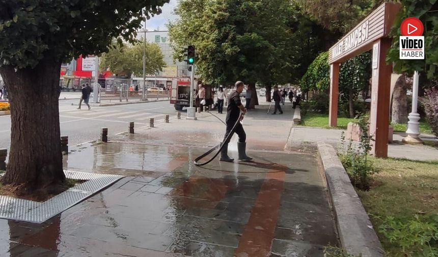 Daha Temiz Bir Erzincan İçin Ekipler 7/24 Sahada