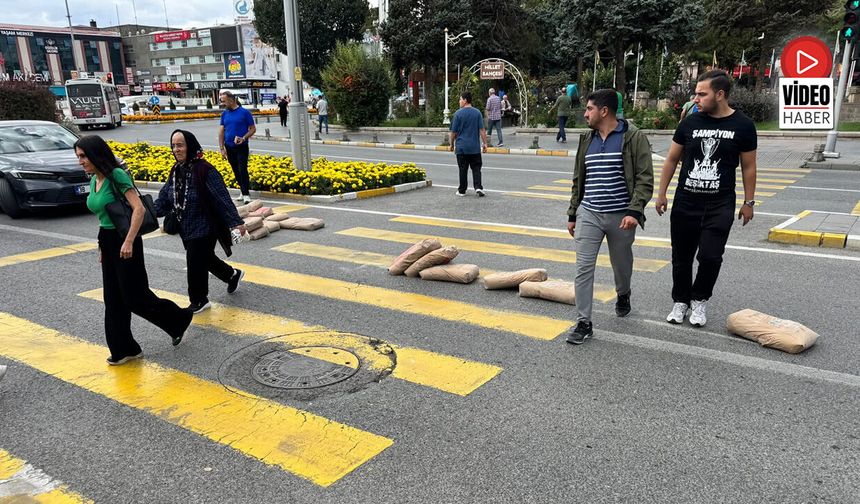 Dörtyol’da Çimentolar Yola Saçıldı