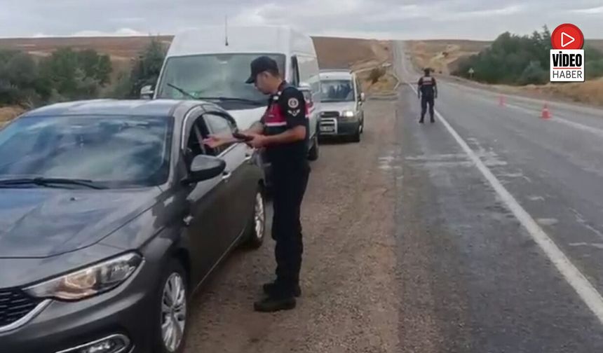 81 İlde Düzensiz Göçe Yönelik Denetim: 19 Organizatör Yakalandı