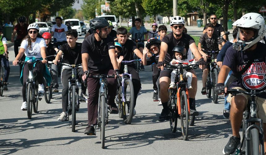 Erzincan’da Pedallar Sağlık İçin Döndü