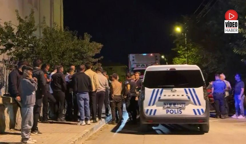 Tırın Kapattığı Yol Tartışma Çıkardı: Taraflar Şikayetçi Oldu