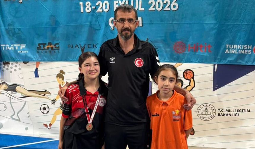 Erzincanlı Güler Masa Tenisinde Bölge İkincisi Oldu