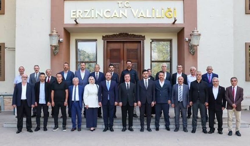 MHP Heyeti Vali Aydoğdu’yu Ziyaret Etti