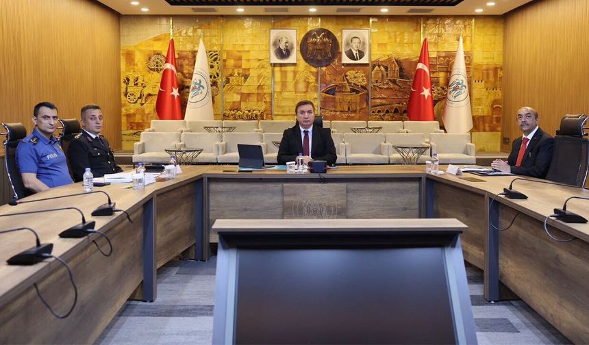 Okullarda Güvenlik İçin Tedbirler Görüşüldü